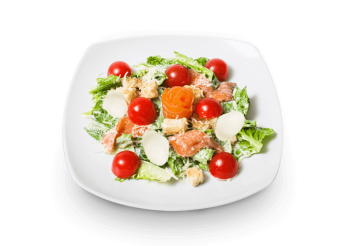 Salade, tomates cerises, saumon fum�, cro�tons grill�s.